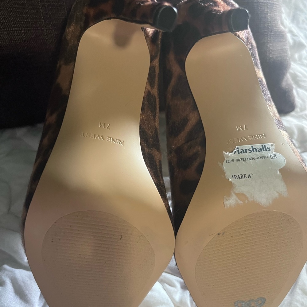Nine West Leopard-Print Pointed-Toe Pumps in Brown and Black - Picture 5 of 8